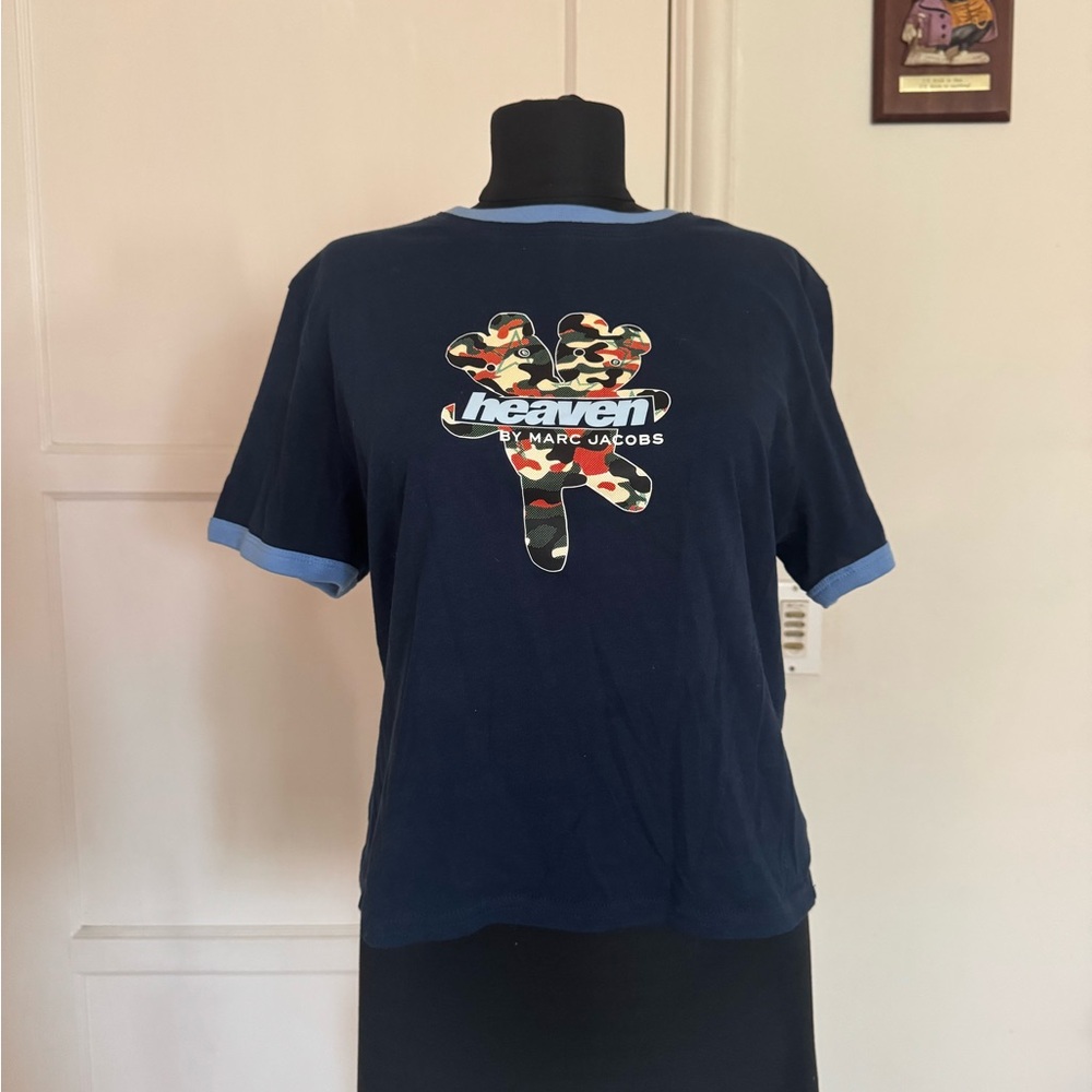 Marc Jacobs Logo Baby Tee with Vibrant Graphic